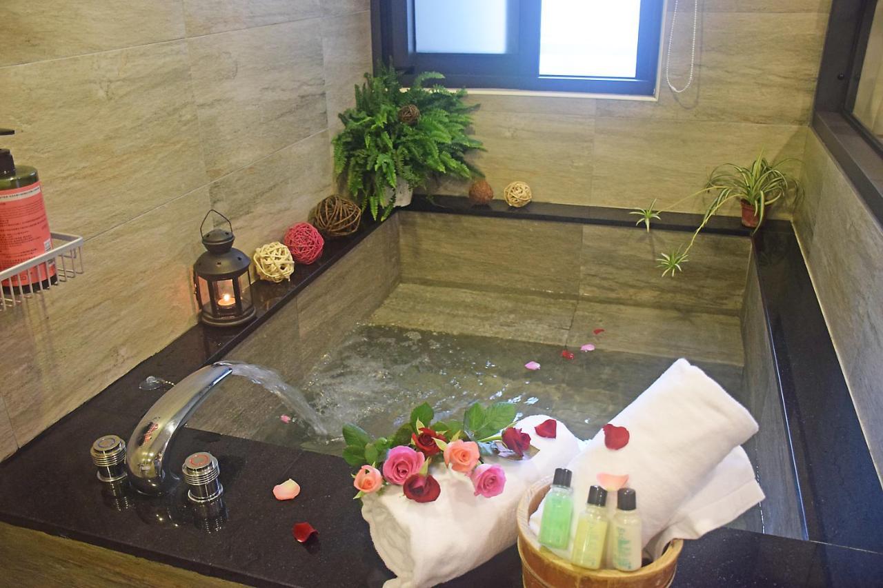 No. 21 Jiaoxi Hot Spring Homestay Exterior photo